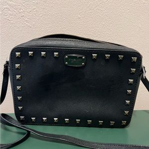 Black Michael Kors Crossbody